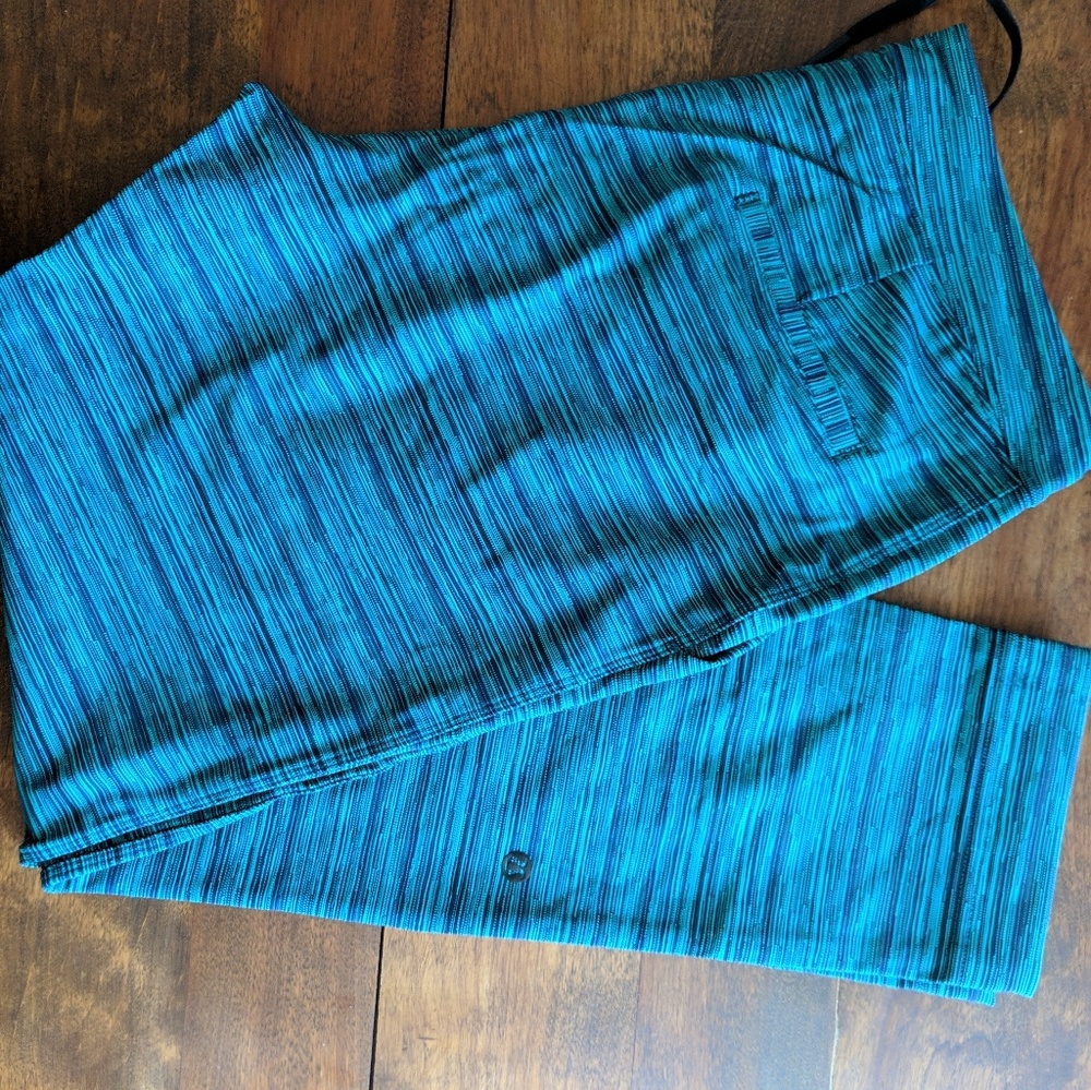 Lululemon yoga pants